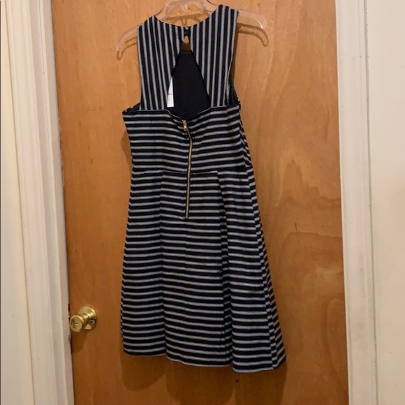 Women’s dress size Small - Picture 6 of 8